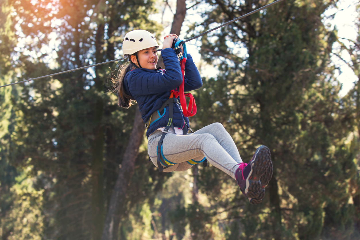 tiener meisje zipline
