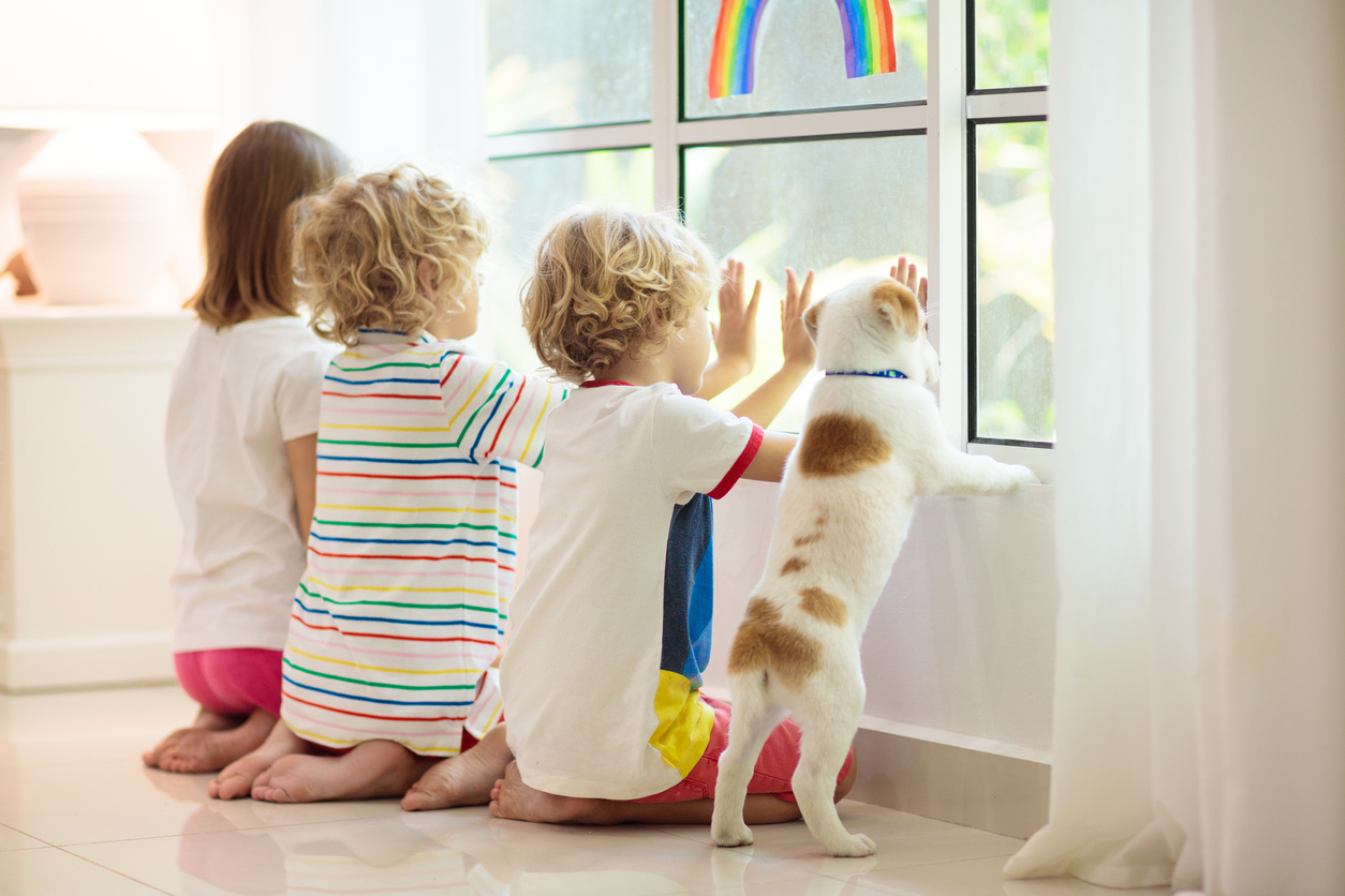 kinderen tijdens lockdown covid-19