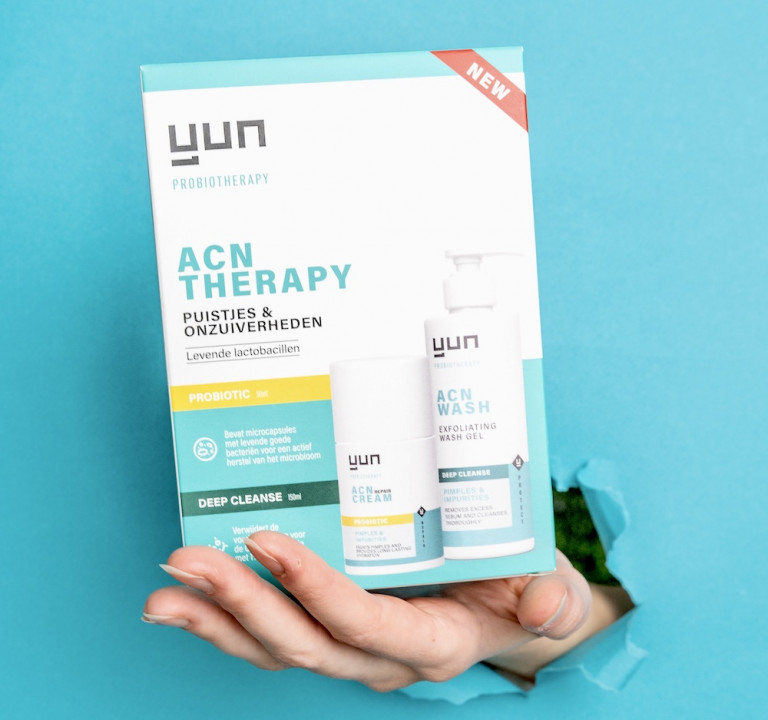 YUN ACN repair tegen acne