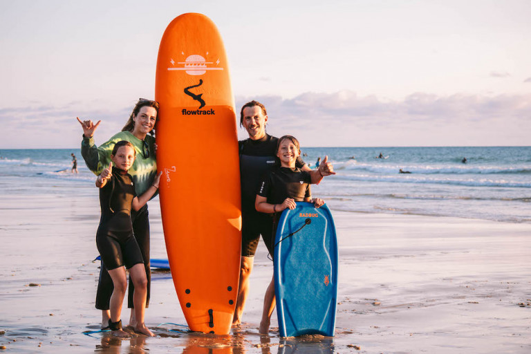 vakantie Flowtrack familie surfen