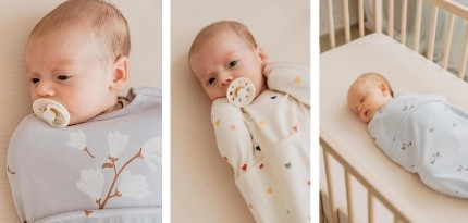 Baby ligt in inbakerslaapzak