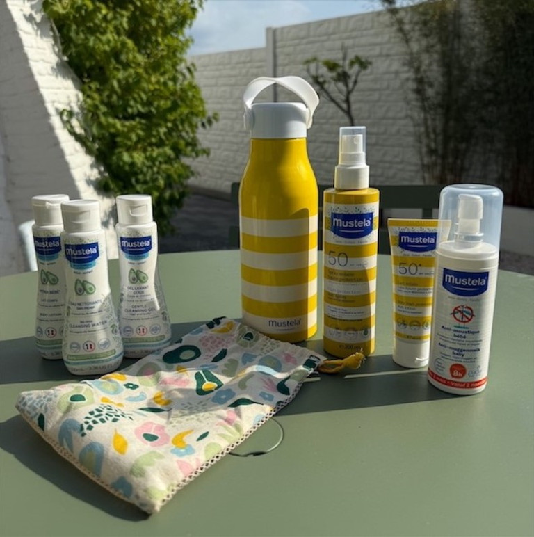 Mustela