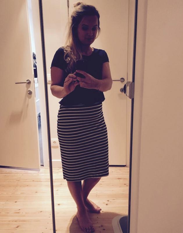 vrouw in de spiegel selfie