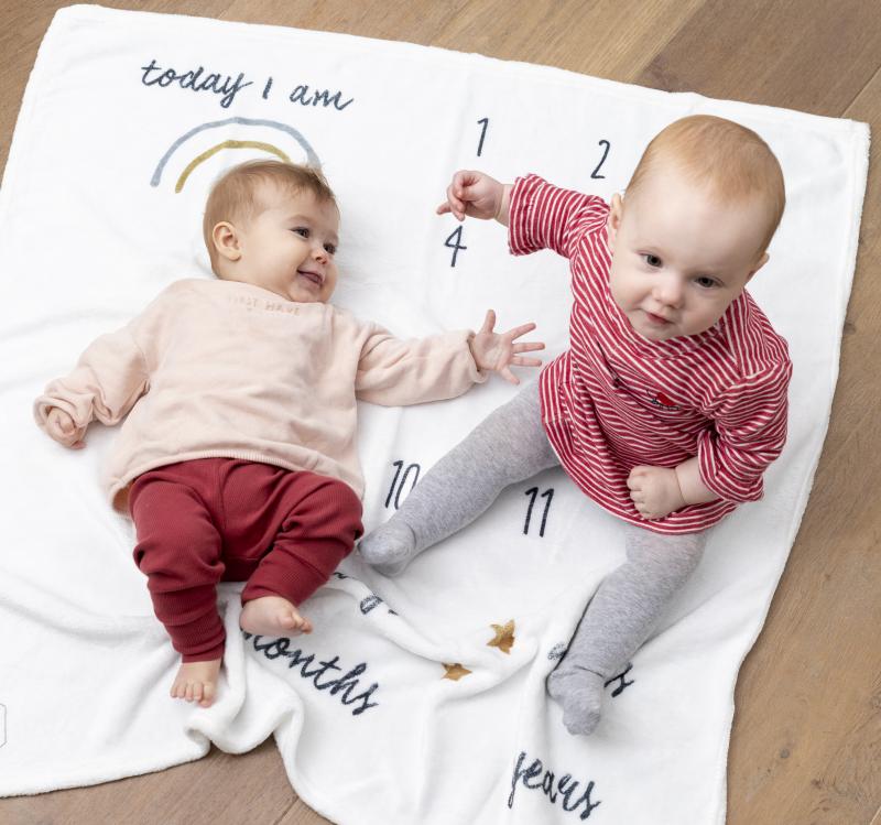 kindjes op milestone blanket