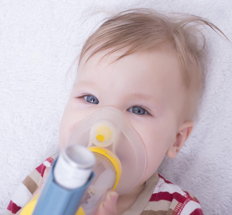 evolutie bolvormig Geleerde Hoe gebruik je correct een aerosol en puffer? | Mamabaas